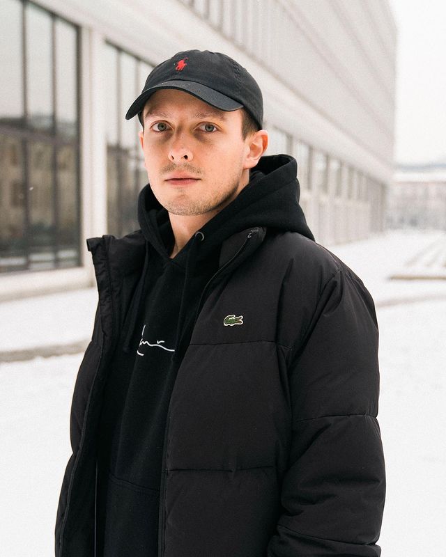 Kamil Szufladowicz: Moja codzienna rutyna. Jak dbam o radiową urodę? [ELLE x newonce.radio]