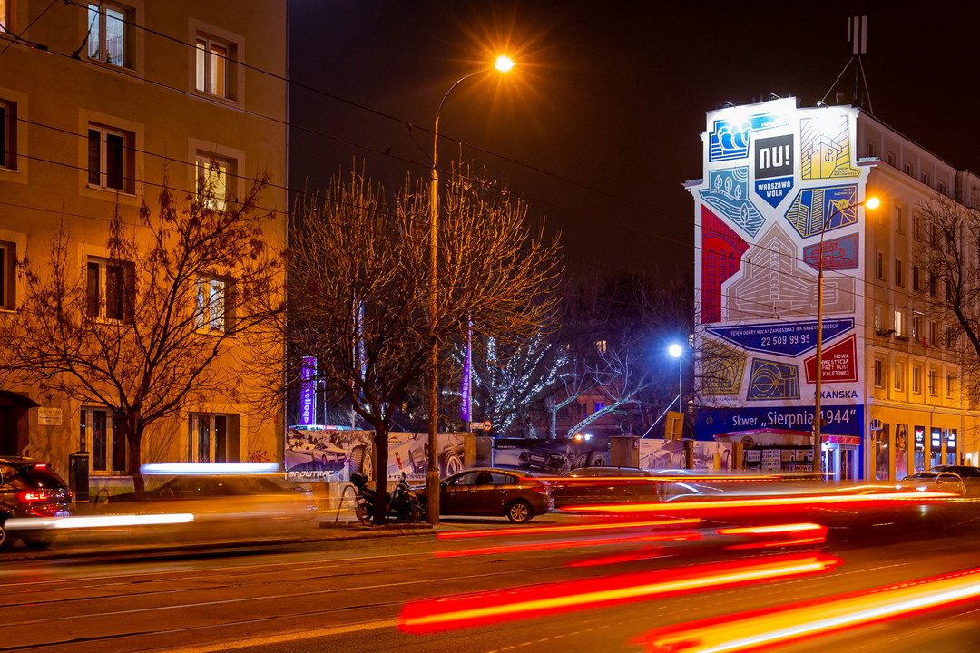 mural z kultowymi miejscami warszawskiej Woli