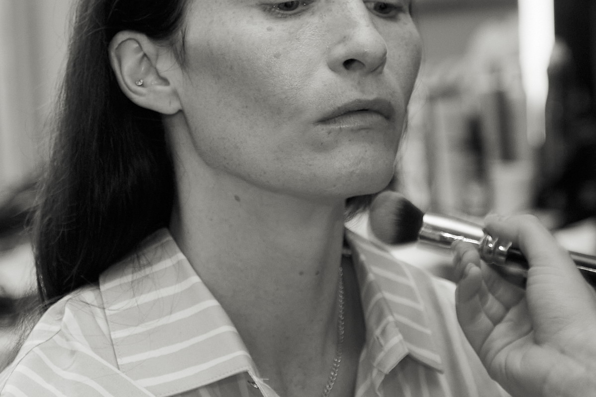 Backstage pokazu Marimekko wiosna-lato 2024