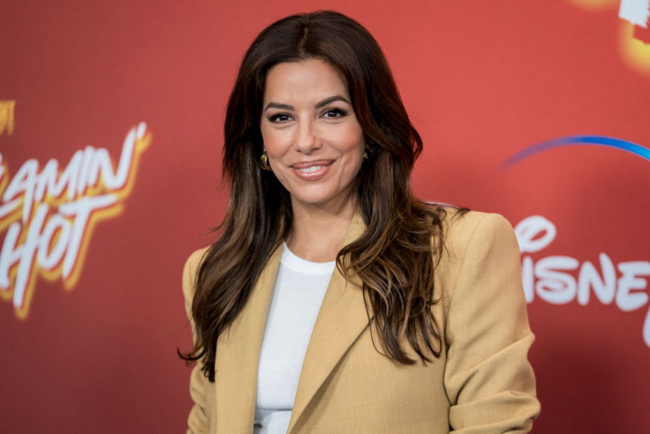 Eva Longoria odsłania sylwetkę w skąpym bikini