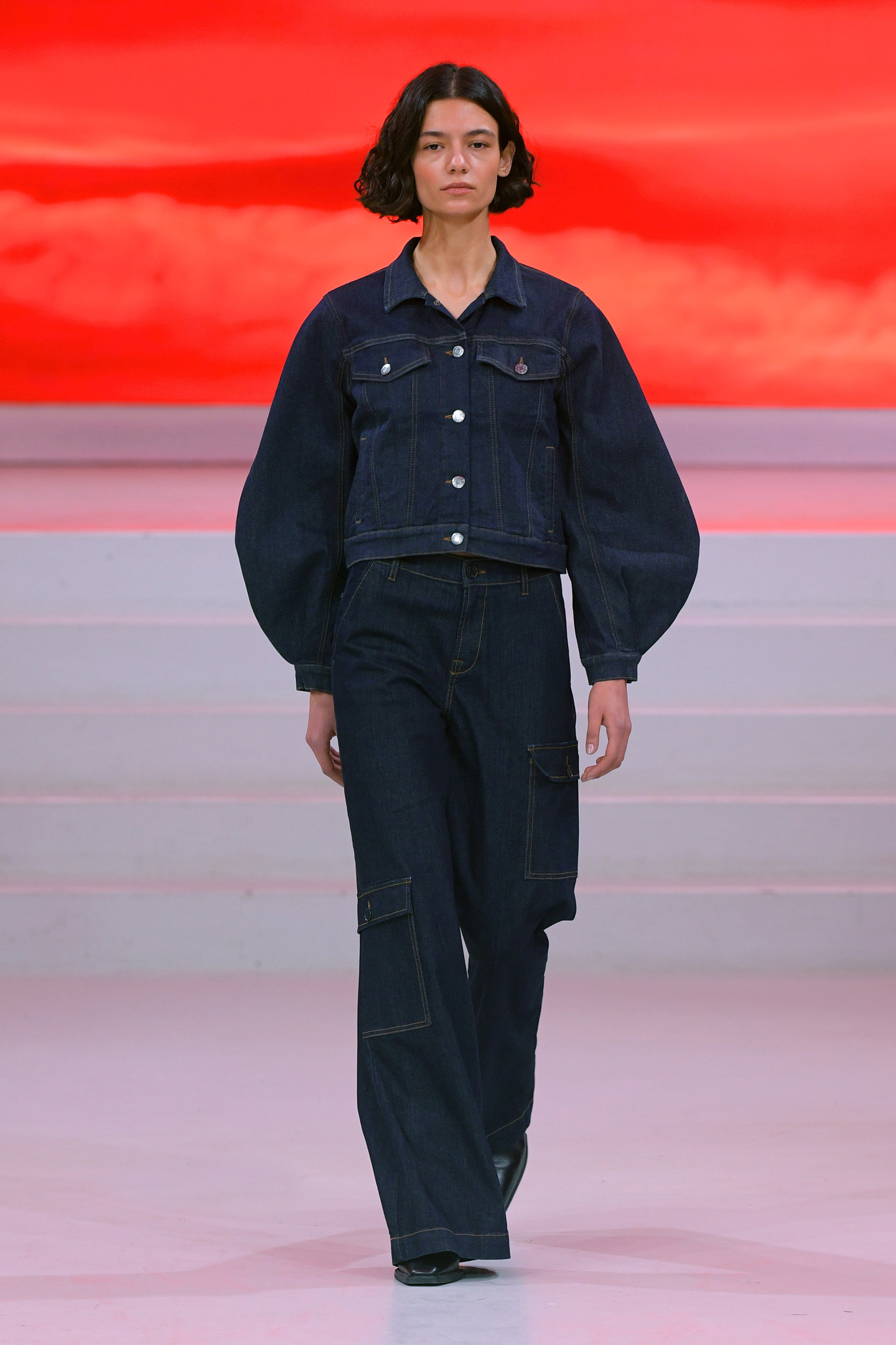 Tomorrow Denim jesień-zima 2022/2023. Podróże w czasie
