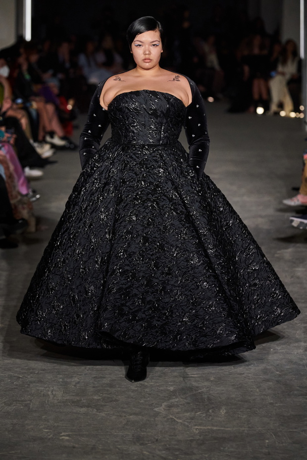 christian-siriano-jesien-zima-2022-2023-glebina43-f614f3b
