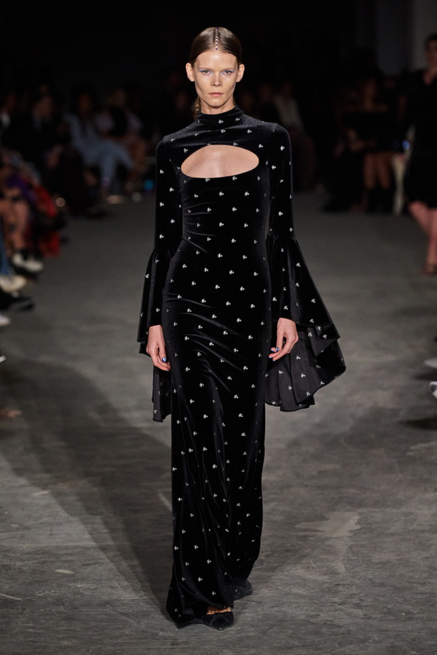 christian-siriano-jesien-zima-2022-2023-glebina38-306511f