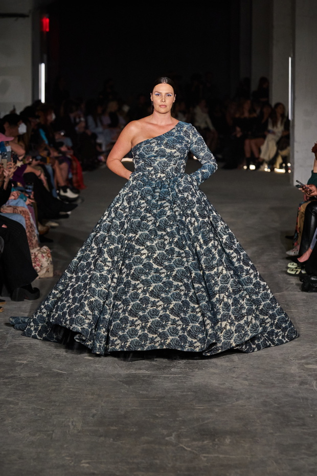christian-siriano-jesien-zima-2022-2023-glebina61-b03b53c