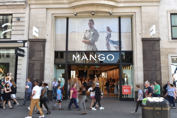 Oxford Street Retail Outlets