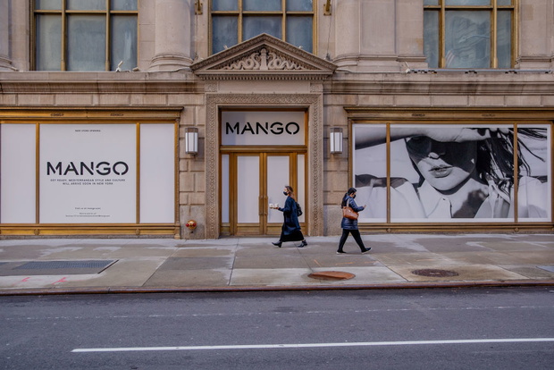 Manhattan's Fifth Avenue Mired In $200 Million Retail Rent Fight
