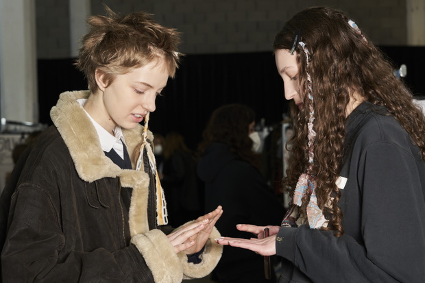 backstage-swiata-mody-dsquared2-fw225-1fb20e5