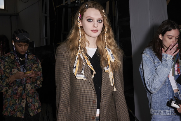 backstage-swiata-mody-dsquared2-fw2212-e9bd4b7