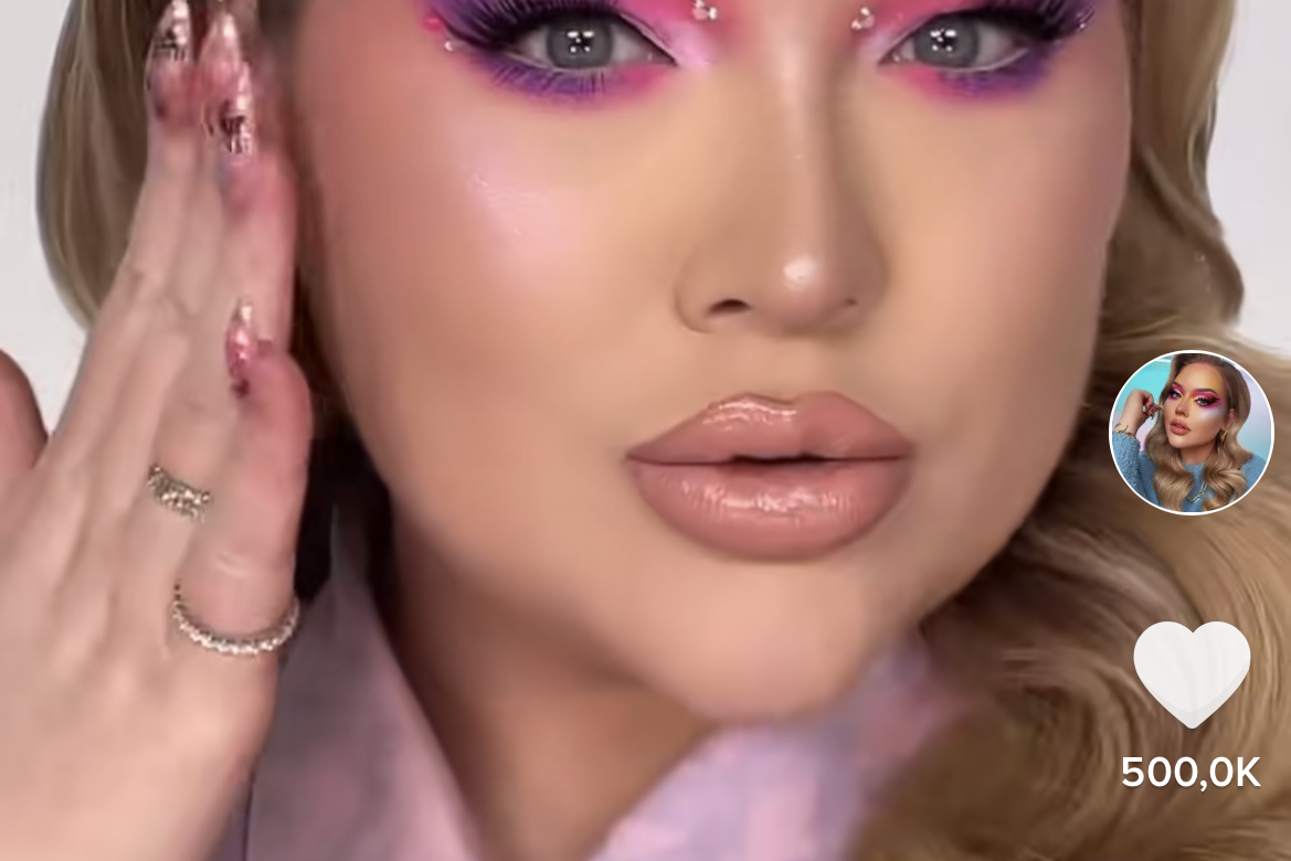 @nikkietutorials testuje nowy filtr z TikToka