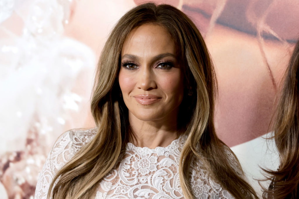 Paznokcie Jennifer Lopez znów są hitem. To idealny pomysł na wiosenne mani