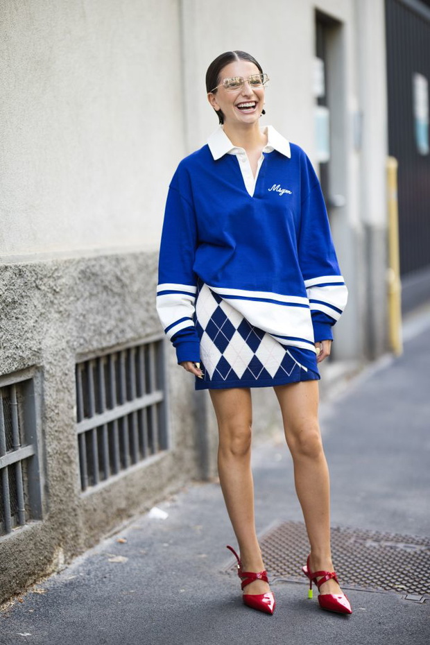 Street Style - Day 4 - Milan Fashion Week - Womenswear Spring/Summer 2024