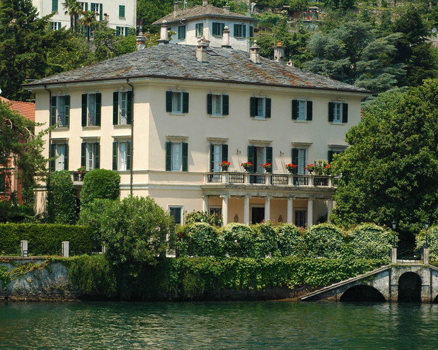 Villa L