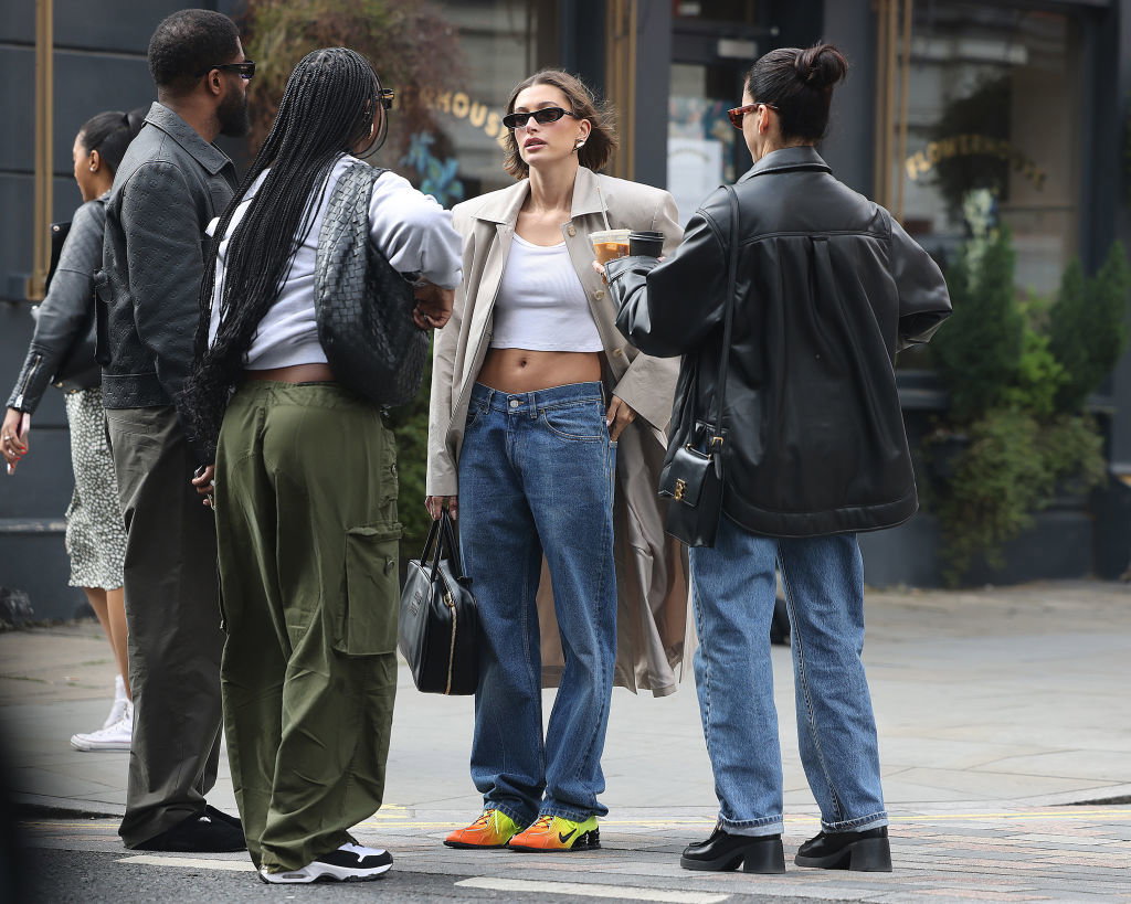 Hailey Bieber -Nike Shox
