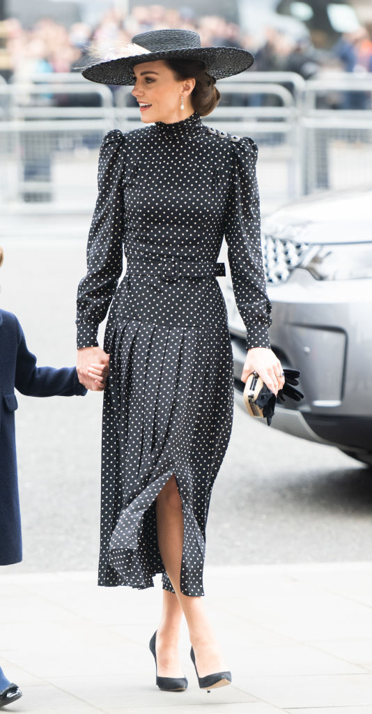 Kate Middleton sukienka w groszki