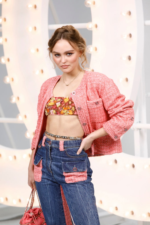Chanel: Photocall - Paris Fashion Week - Womenswear Spring Summer 2021