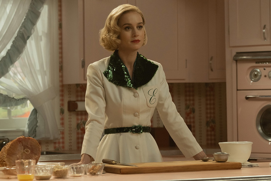 Brie Larson w serialu "Lekcje chemii" (2023)