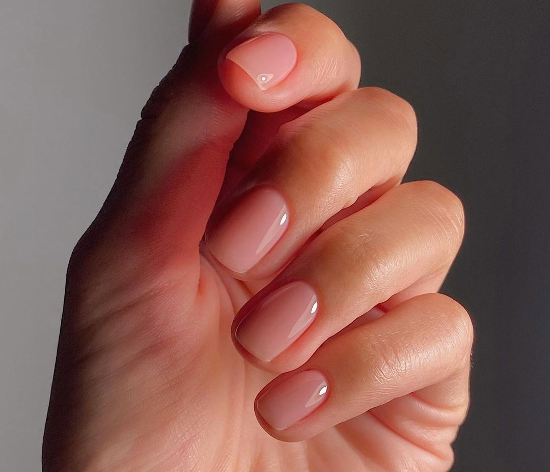 Saute nails - czy to stylizacja, która zdetronizuje hybrydy?
