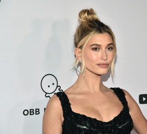 Hailey Bieber