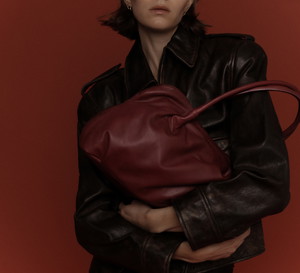 MAKO Burgundy Kiss Capsule Collection