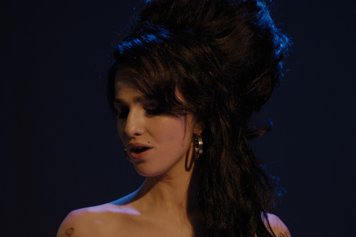 Marisa Abela jako Amy Winehouse
