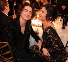 Timothée Chalamet i Kylie Jenner na Złotych Globach 2024