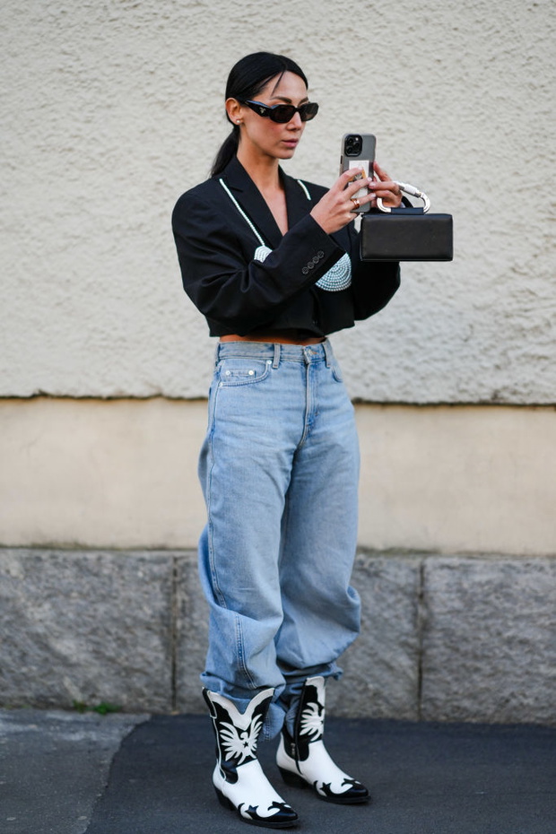 Street Style - Day 1 - Milan Fashion Week Fall/Winter 2022/2023