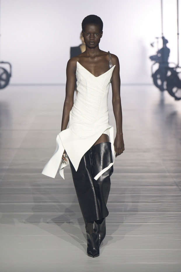 Mugler wiosna-lato 2024