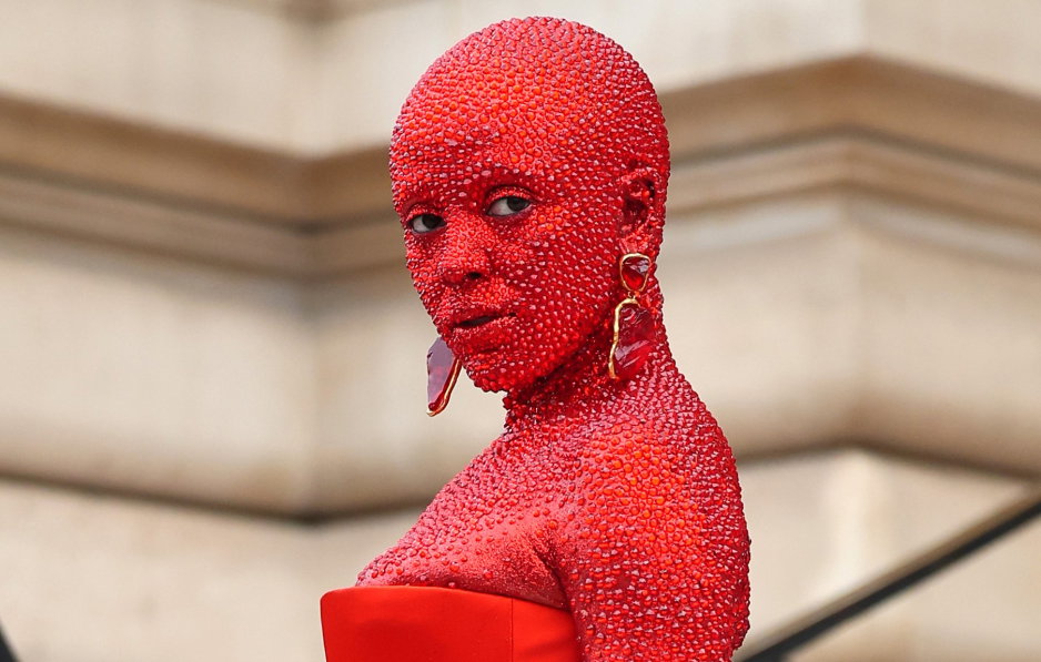 Doja Cat na pokazie Schiaparelli