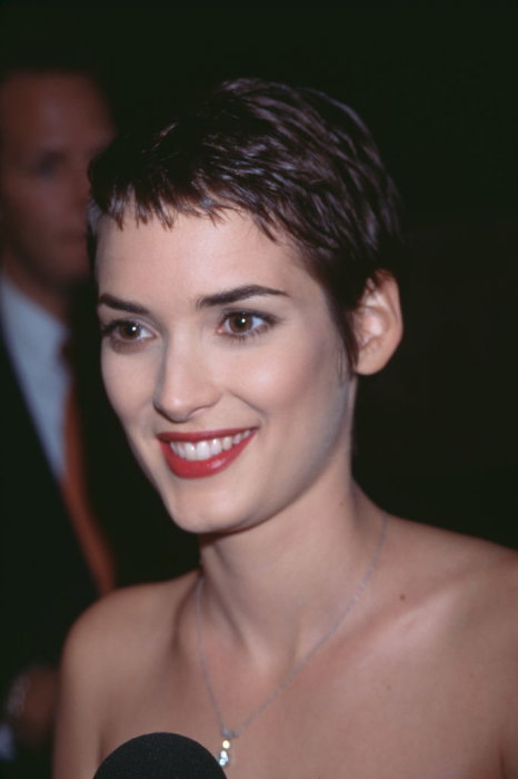 Fryzura pixie: piękno w minimalistycznym wydaniu. Na czym polega fenomen pixie cut?
