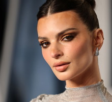 Emily Ratajkowski