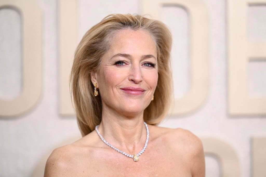 Gillian Anderson zdradziła swoje urodowe triki, które trzeba znać. Stosując je, wygładzisz zmarszczki i zyskasz zdrowo wyglądającą skórę
