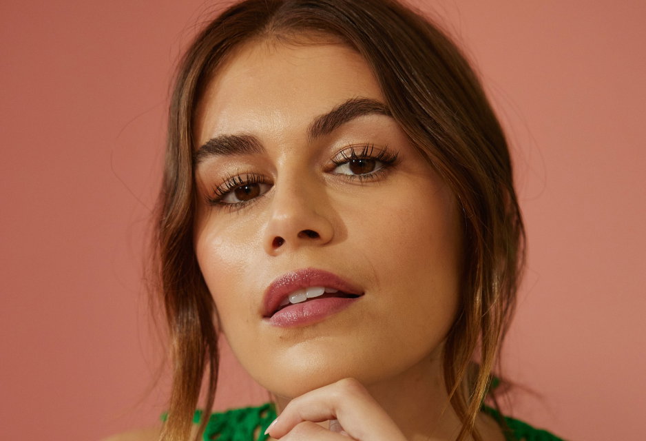 To najlepszy nawilżający krem koloryzujący, jaki testowałam. Daje efekt rozświetlonej skóry w stylu “soft girl makeup”