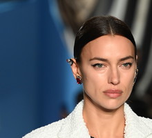 Przetestowałam viralowy krem z apteki, który polecają dermatolodzy. Ma w składzie masło shea, witaminę B5 i prebiotyki. Nawilża i regeneruje skórę lepiej niż zabieg u kosmetyczki