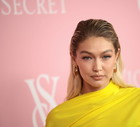 Gigi Hadid skróciła włosy i wybrała modne cięcie na francuskiego boba. Zmiana jest diametralna