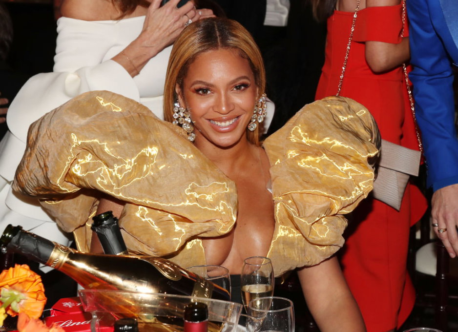 Beyoncé rusza z marką kosmetyczną. Znamy dokładną datę premiery. Co znajdziemy w ofercie Cécred? Czy będzie to sukces na miarę Fenty Beauty?