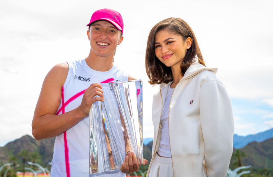 Iga Świątek i Zendaya pozują razem po wygranej polskiej tenisistki w Indian Wells. "Co się właśnie wydarzyło?" komentuje Iga na Instagramie