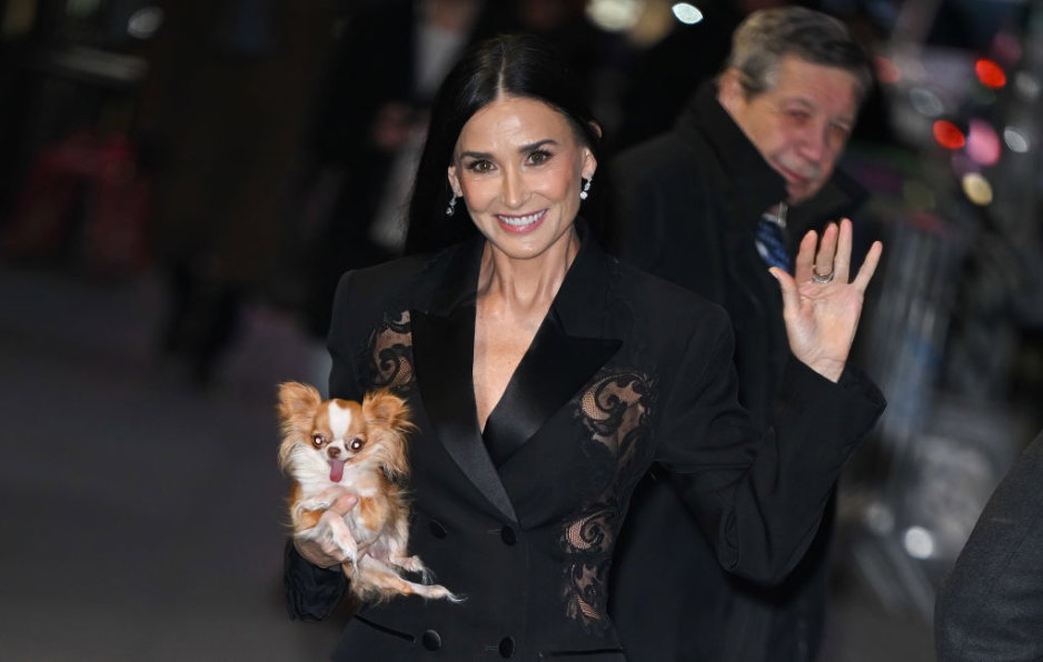 Demi Moore z pieskiem