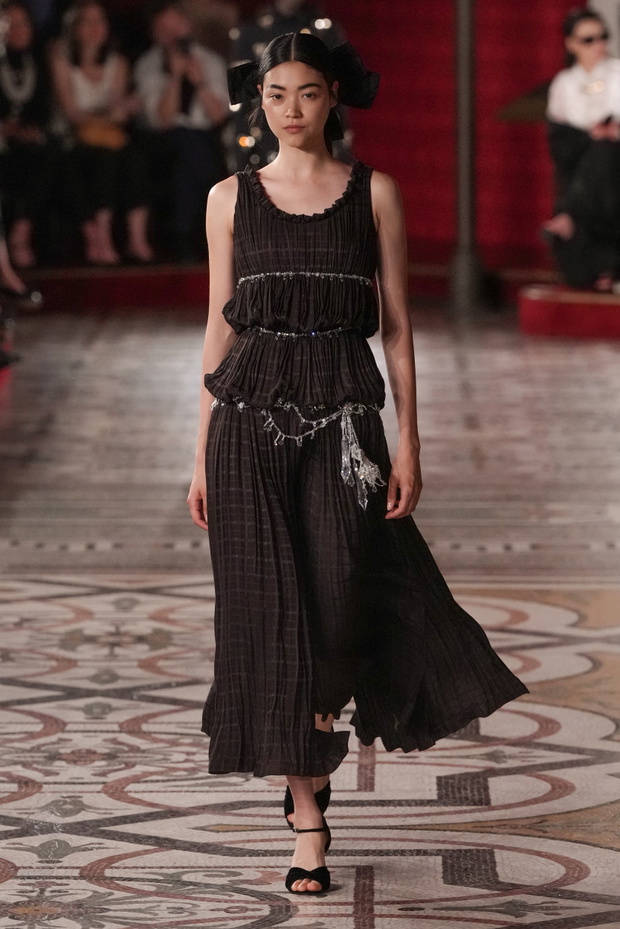 chanel-haute-couture-jesien-zima-2024-202525-45bfbb4