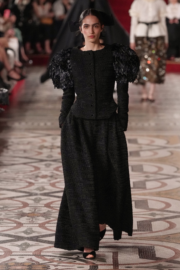 chanel-haute-couture-jesien-zima-2024-202520-d04f0a7