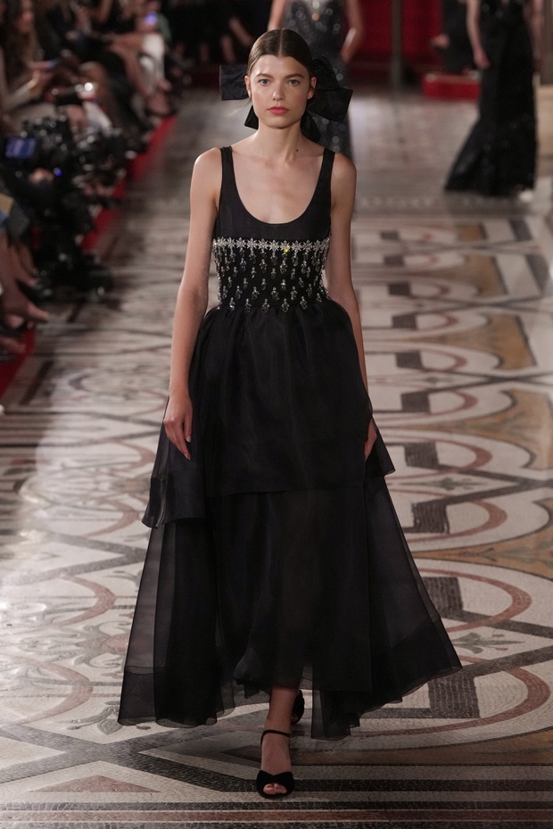 chanel-haute-couture-jesien-zima-2024-202540-e085d2f