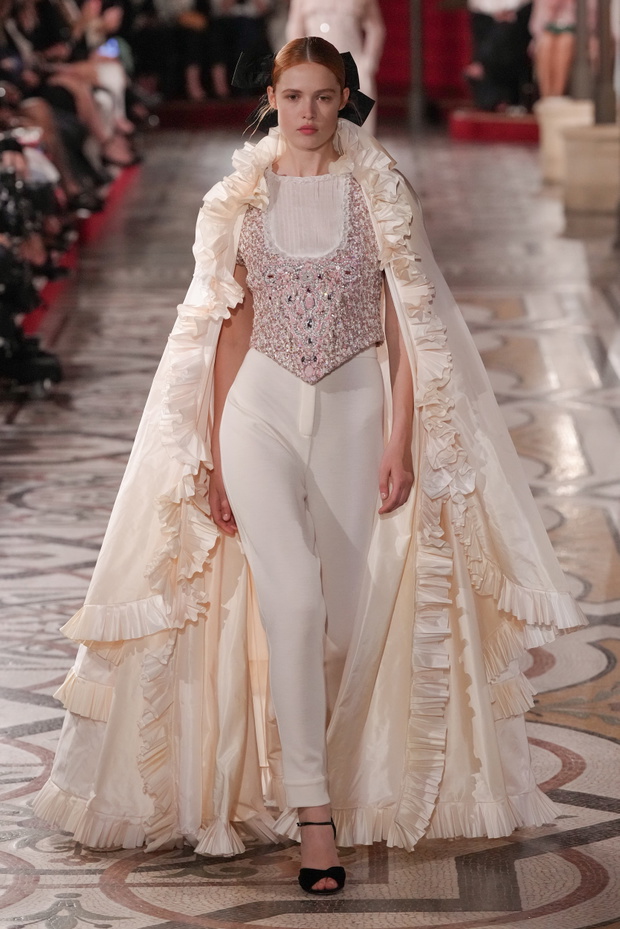 chanel-haute-couture-jesien-zima-2024-202534-b60e1cd