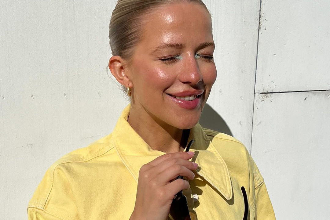 Tatuaż na usta to nowa obsesja TikToka. Makijaż konturówką “peel off” pokochała także Jessica Mercedes