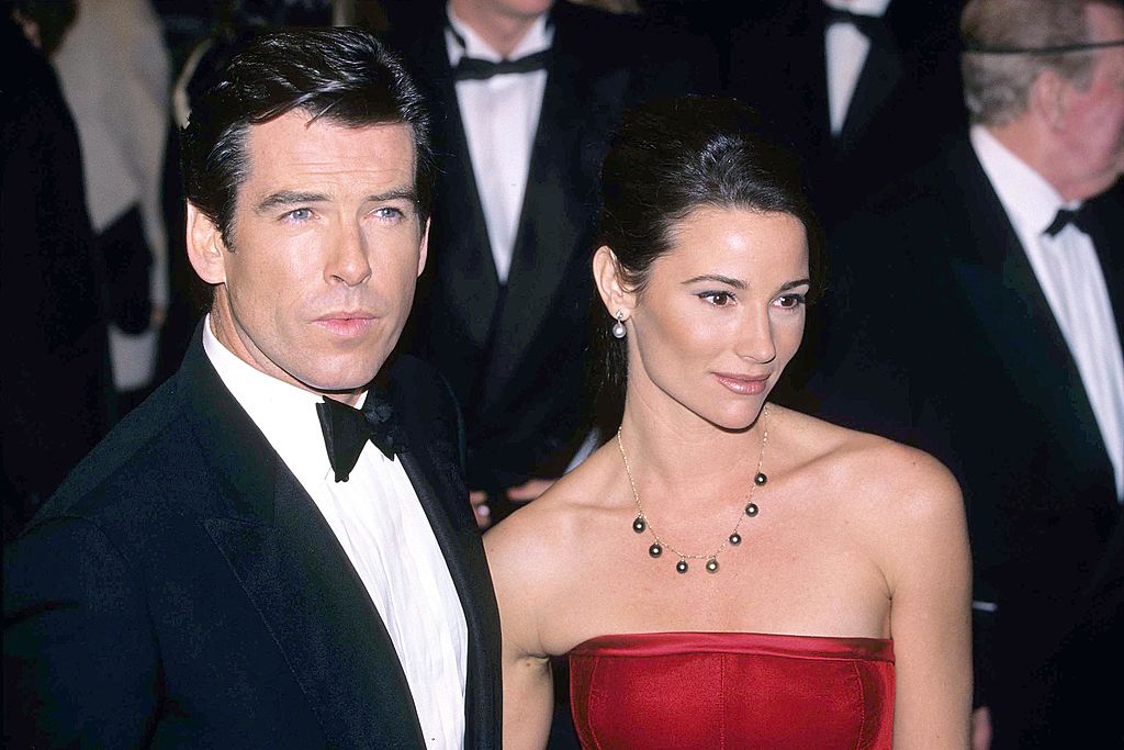 Pierce Brosnan i Keely Shaye Smith