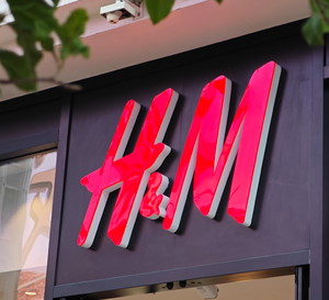 H&M