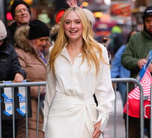 Dakota Fanning w białej sukience