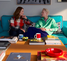 Julianne Moore i Tilda Swinton w filmie "W pokoju obok"