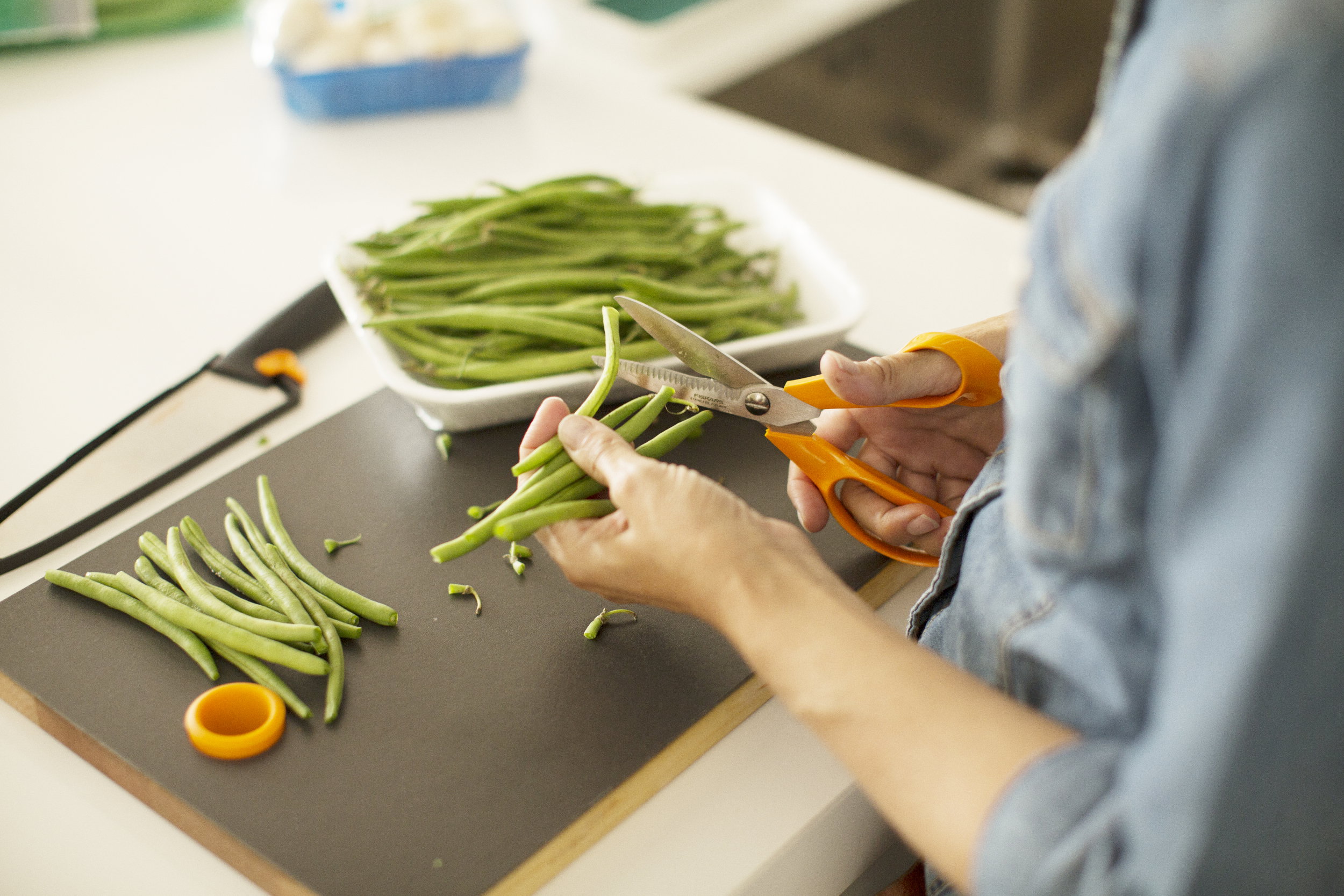 Wiosenne sałatki z akcesoriami Fiskars