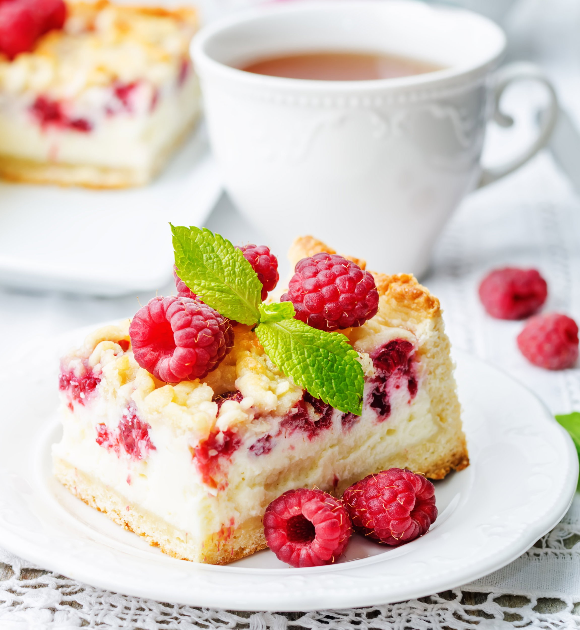 Klasyczny placek z malinami, fot. Fotolia