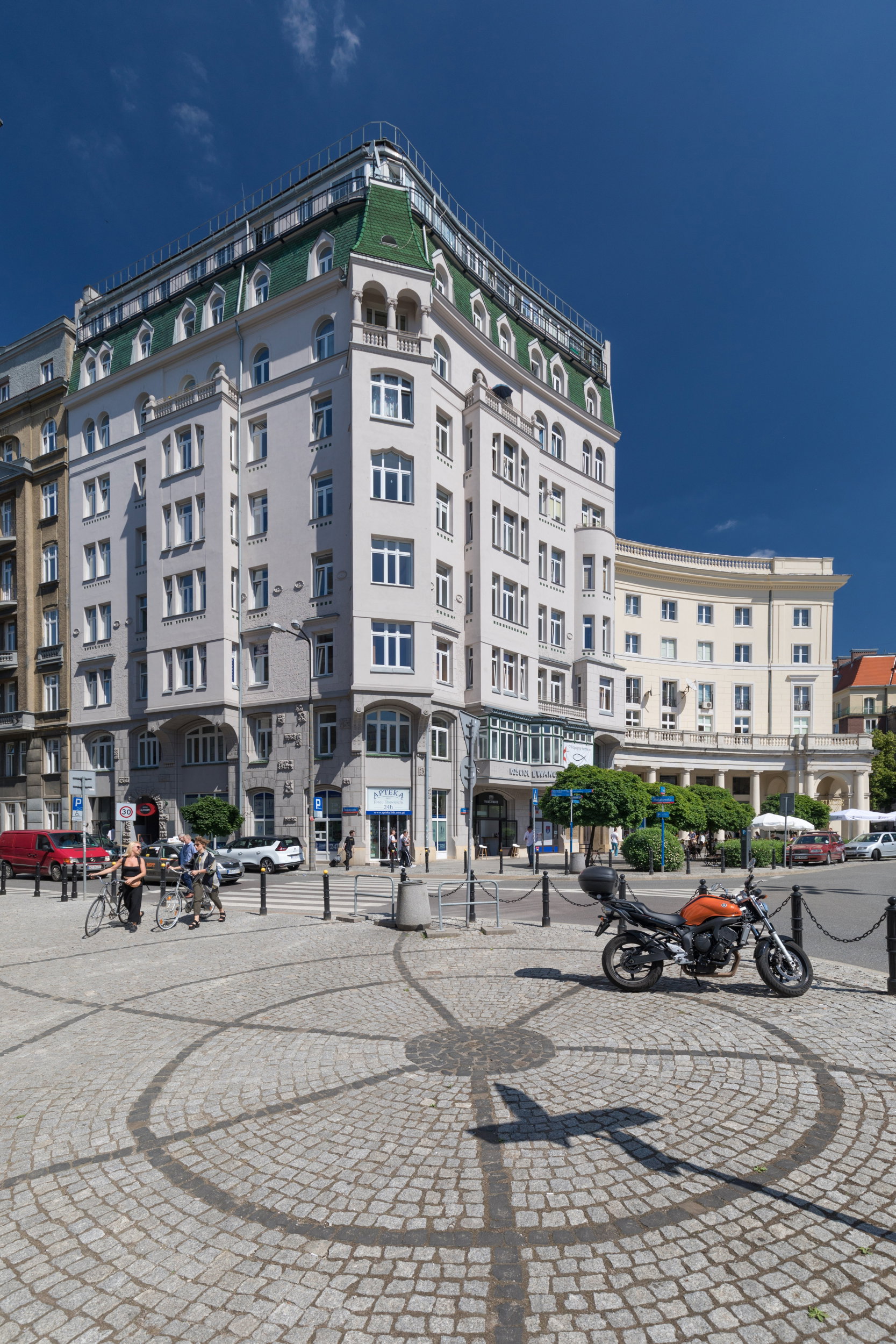 Plac Zbawiciela
