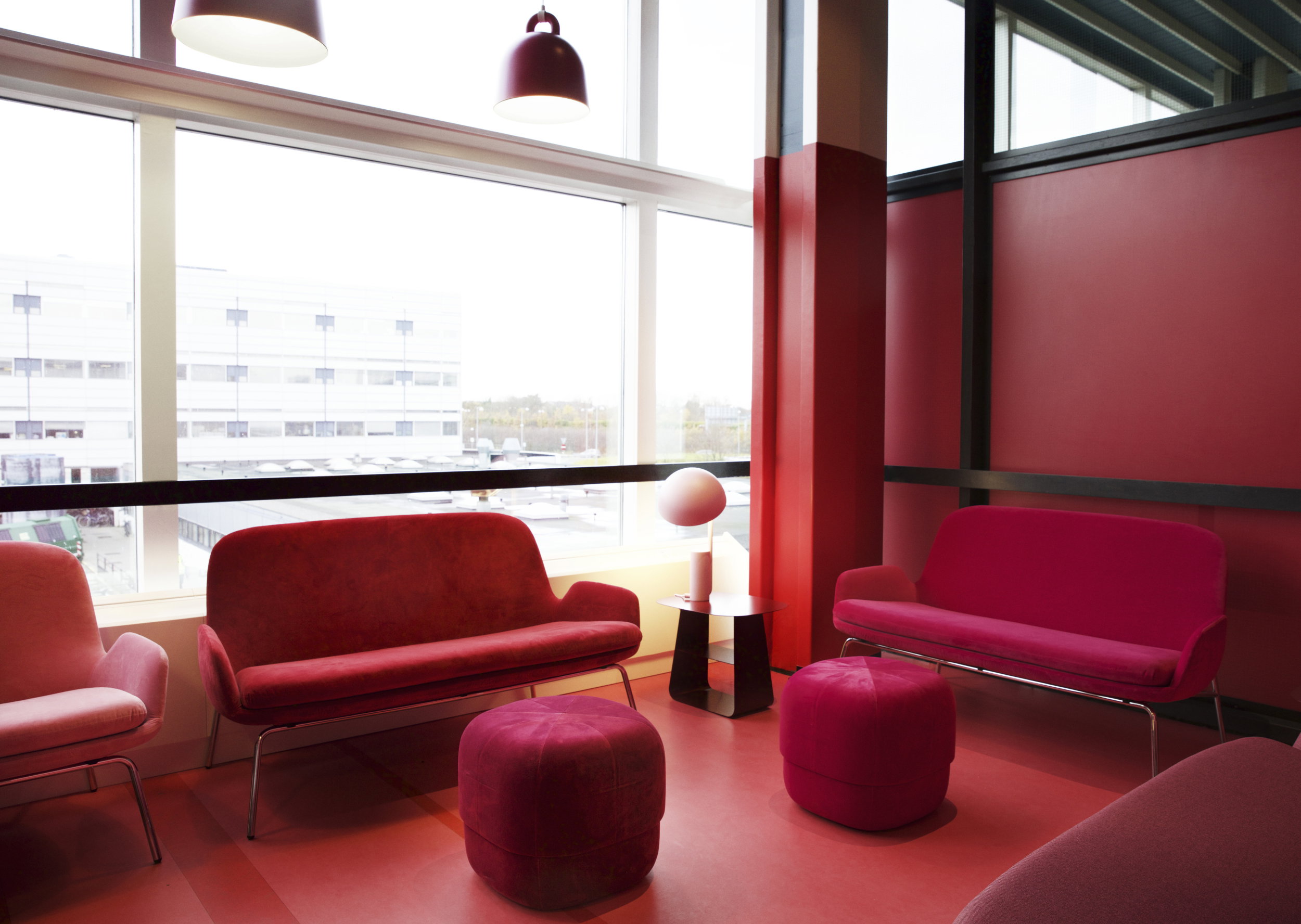 Wnętrza nowej strefy lounge na lotnisku w Kopenhadze